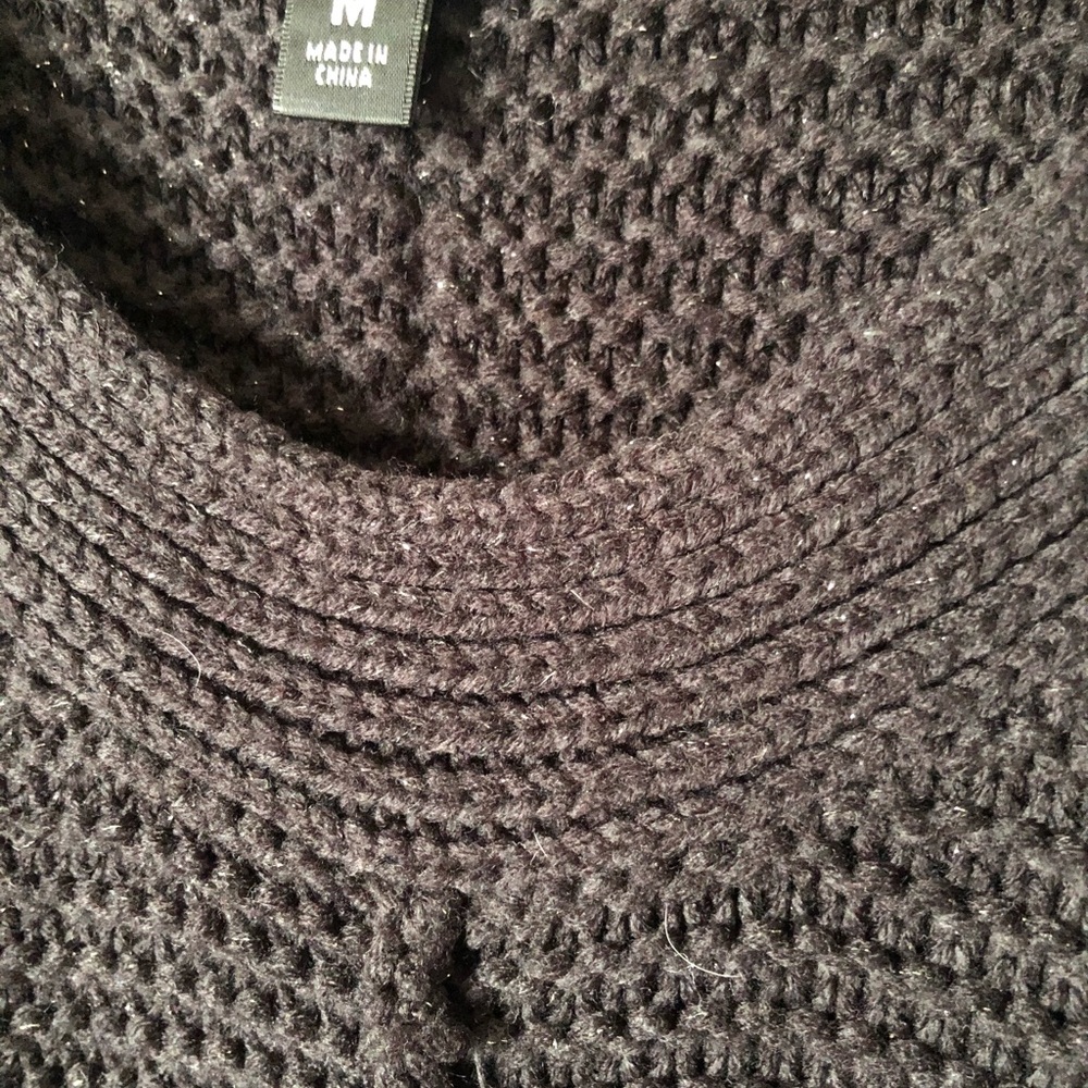 Sweater - Picture 3 of 3